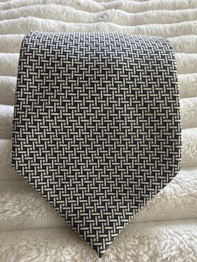 Barneys New York Beige and Navy Geometric Silk Tie